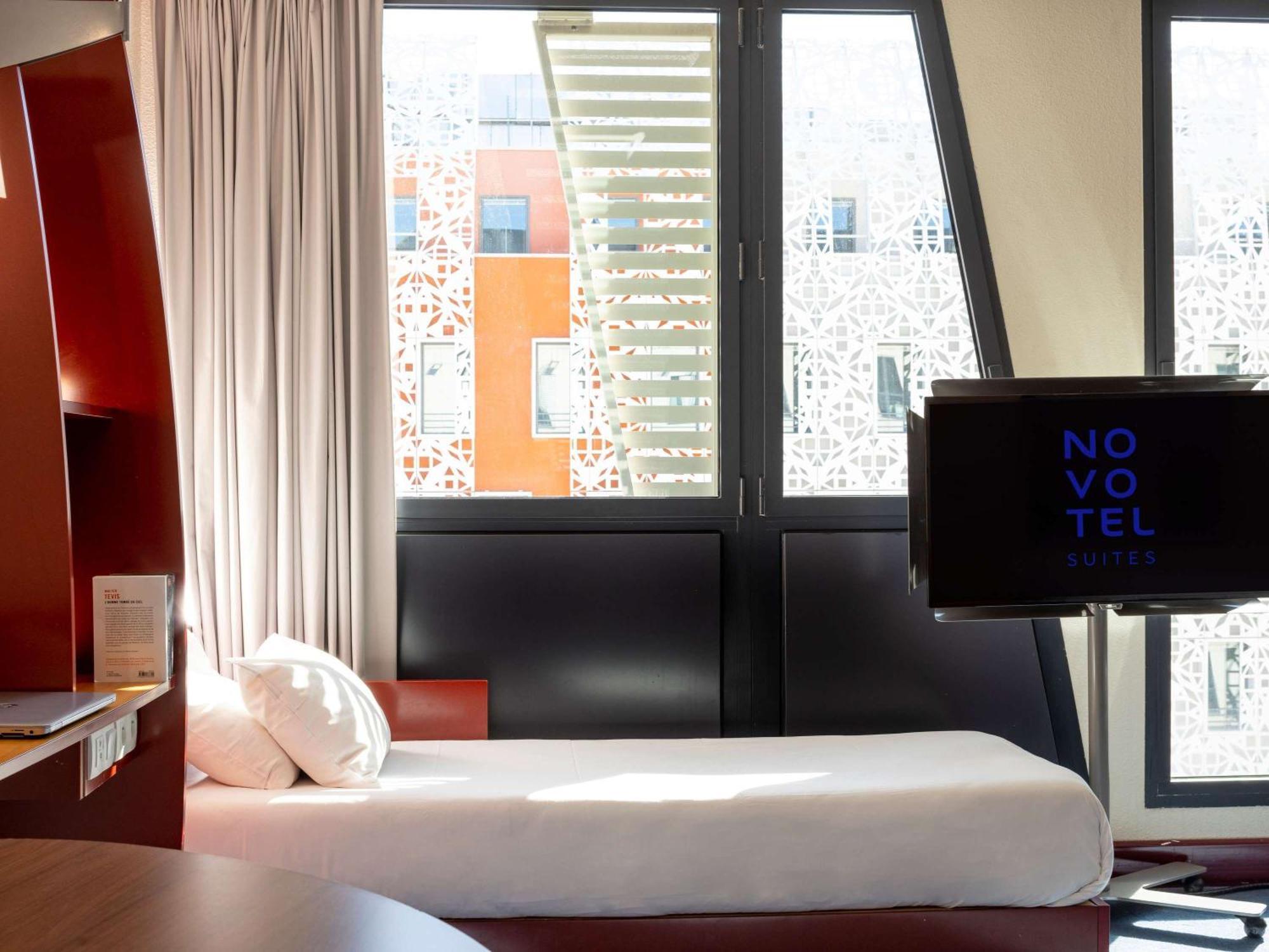 โนโวเทล สวีท มาร์เซย ซองทร์ ยูโรเมด Hotel มาร์กเซย ภายนอก รูปภาพ
