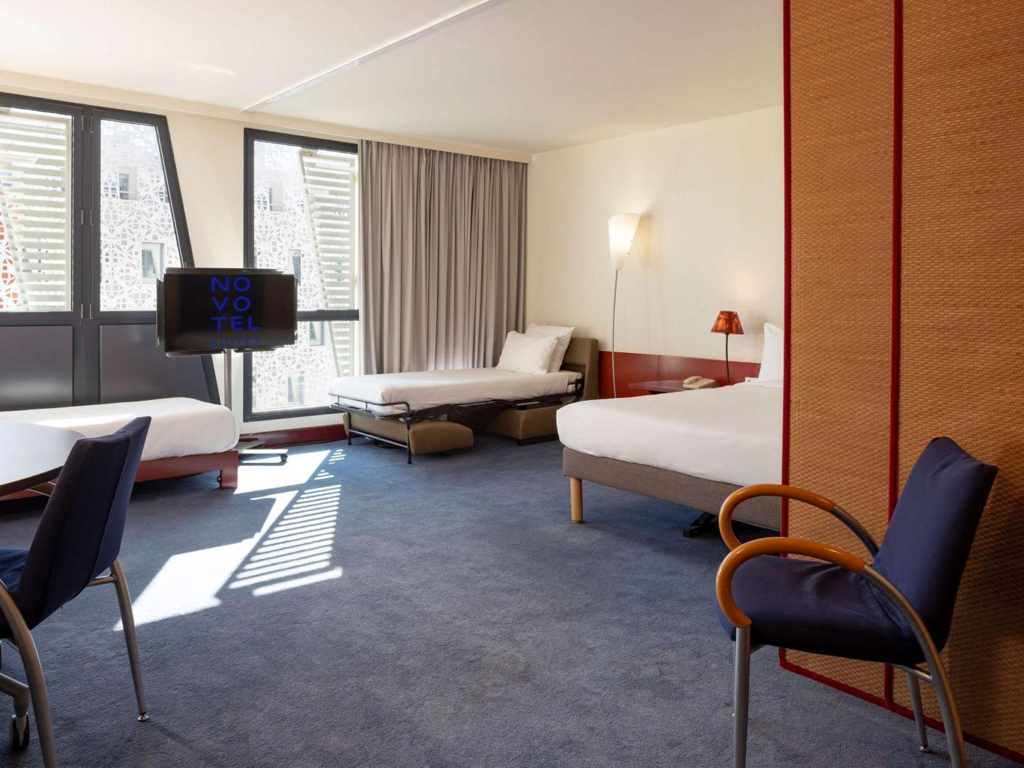 โนโวเทล สวีท มาร์เซย ซองทร์ ยูโรเมด Hotel มาร์กเซย ภายนอก รูปภาพ