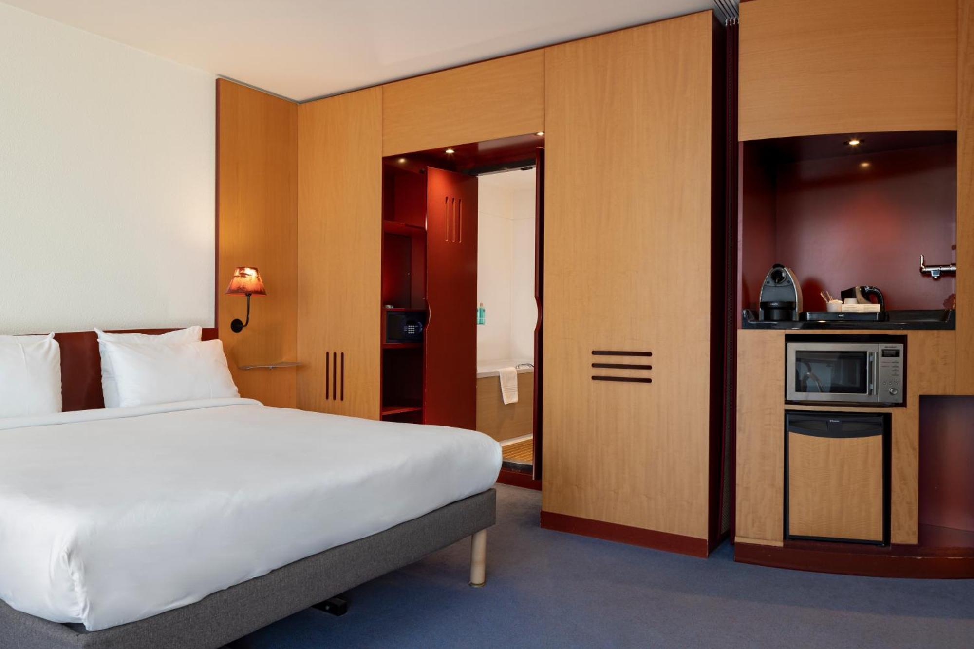 โนโวเทล สวีท มาร์เซย ซองทร์ ยูโรเมด Hotel มาร์กเซย ภายนอก รูปภาพ